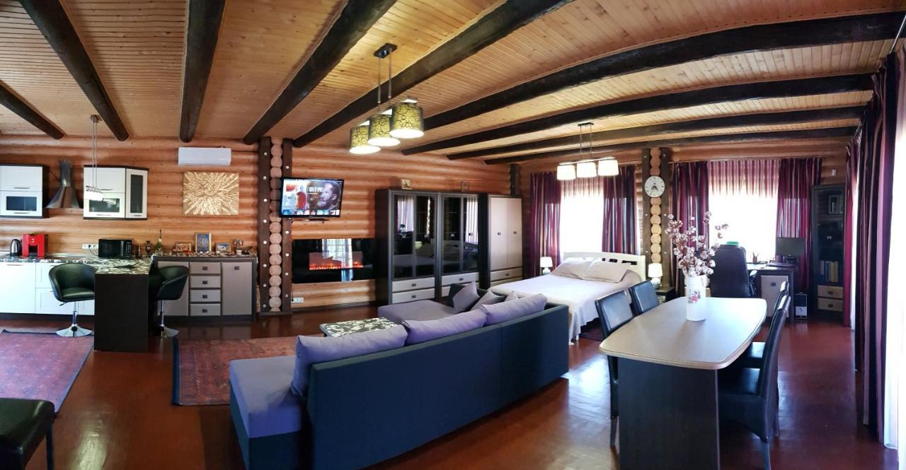 Luxury Villa With Pool And Sauna 切尔诺夫策 外观 照片